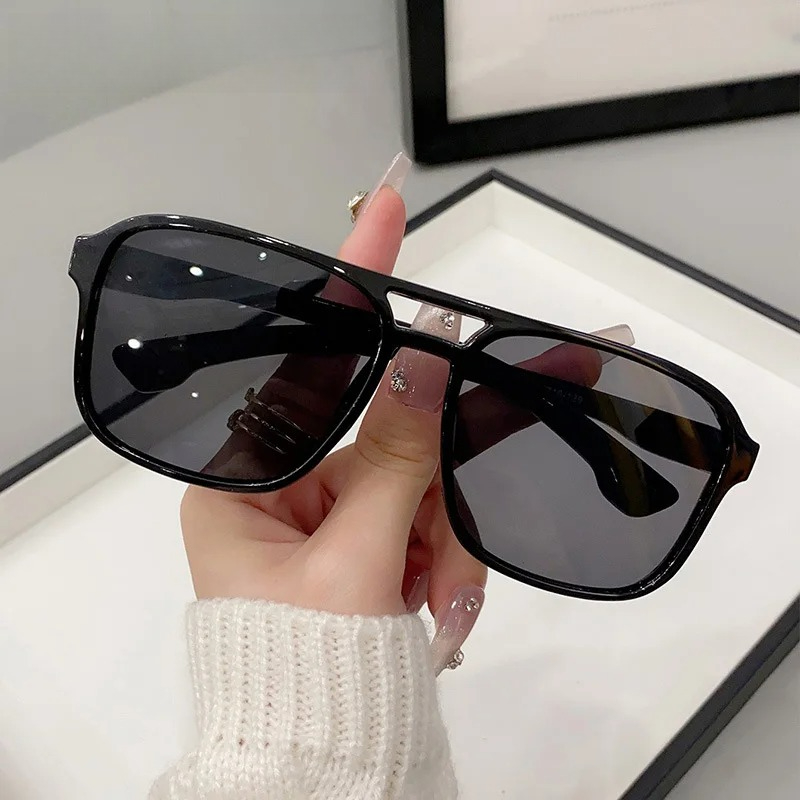 Square Double Bridges Sunglass - Women'S Fashion Eyewear ulasan dan harga