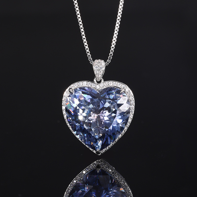 Shiny Cut Heart Pendant Neckla - Women'S Fashion Jewellery ulasan dan harga