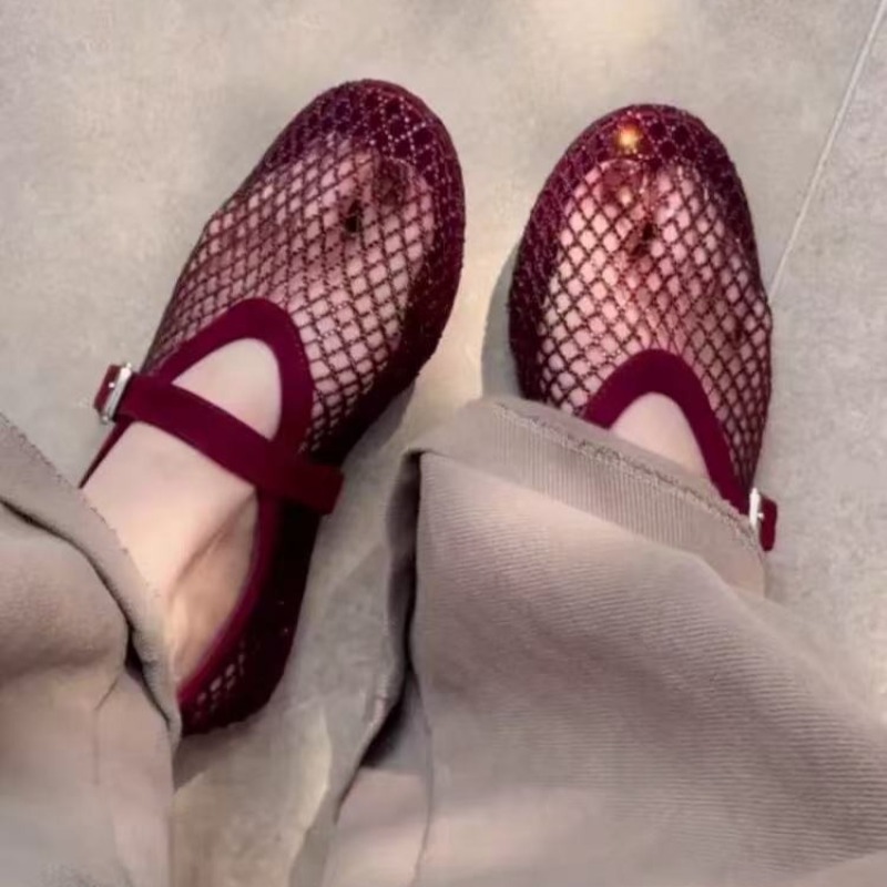 Hollow Rhinestone Baotou Sanda - Women'S Fashion Walking Shoes ulasan dan harga